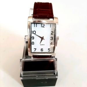 NEW Men's Quartz Watch